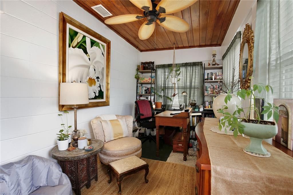 На продажу: $810,000 (4 спален, 0 ванн, 1742 Квадратных фут)