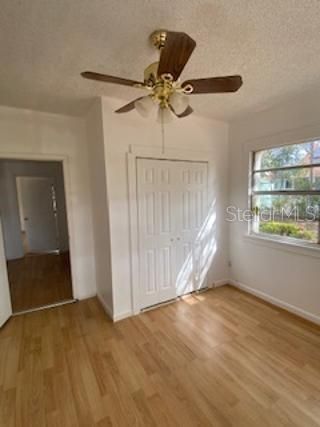 For Sale: $210,000 (2 beds, 1 baths, 1380 Square Feet)