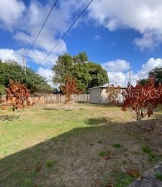 For Sale: $210,000 (2 beds, 1 baths, 1380 Square Feet)