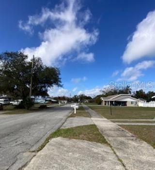 For Sale: $210,000 (2 beds, 1 baths, 1380 Square Feet)