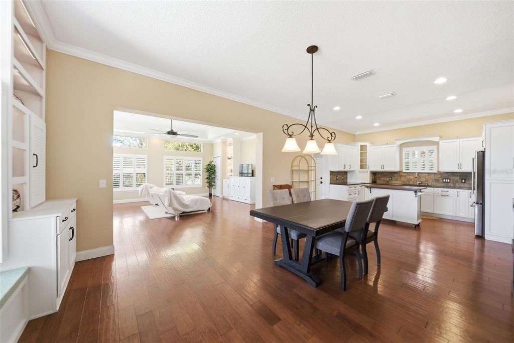 For Sale: $1,500,000 (7 beds, 7 baths, 6315 Square Feet)