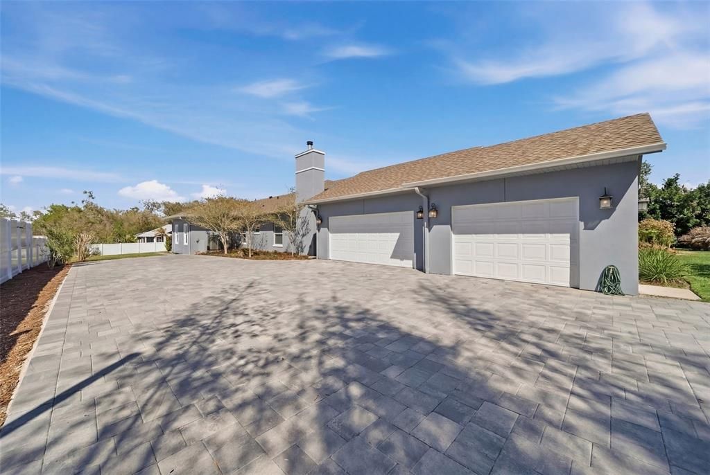For Sale: $1,500,000 (7 beds, 7 baths, 6315 Square Feet)