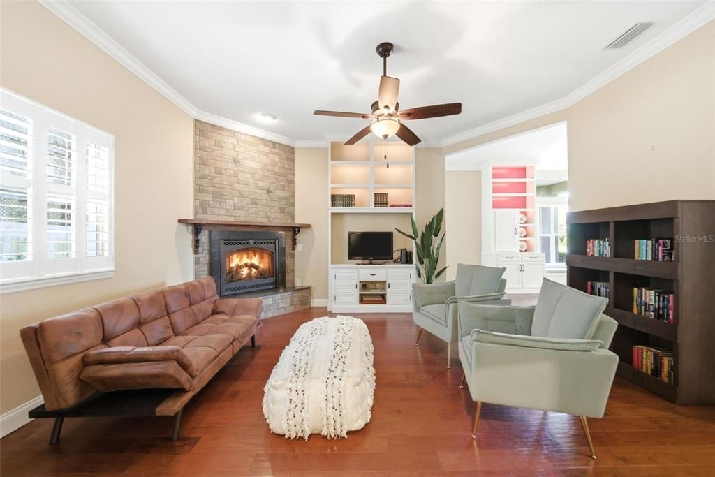 For Sale: $1,500,000 (7 beds, 7 baths, 6315 Square Feet)