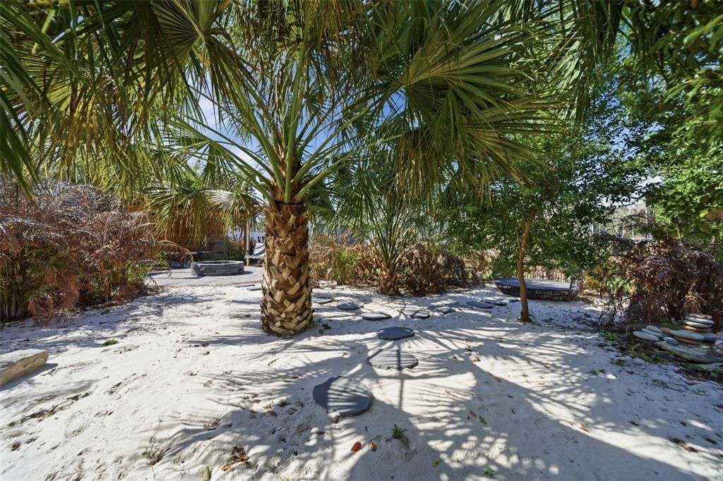 For Sale: $1,500,000 (7 beds, 7 baths, 6315 Square Feet)