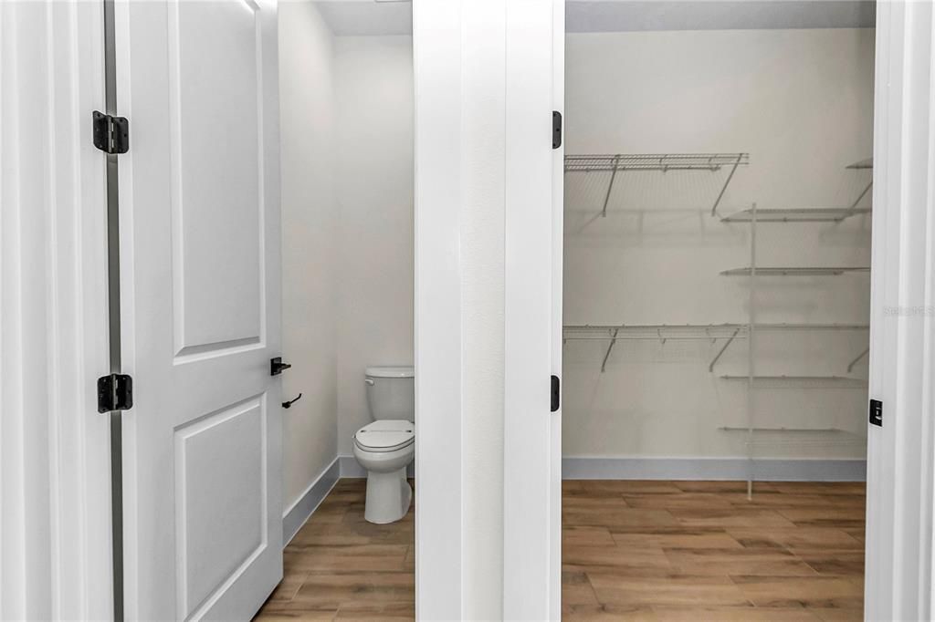 For Sale: $497,000 (3 beds, 2 baths, 1834 Square Feet)