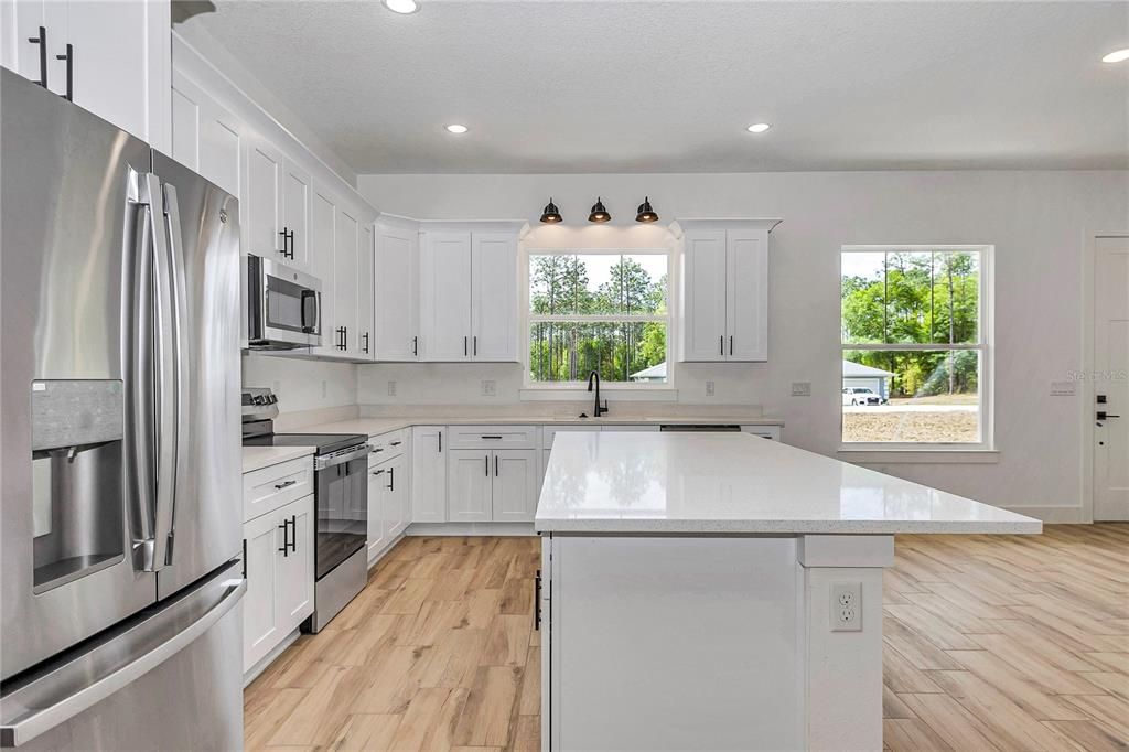 For Sale: $497,000 (3 beds, 2 baths, 1834 Square Feet)