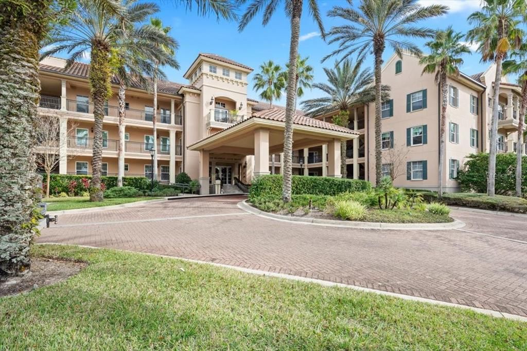 For Sale: $639,900 (3 beds, 3 baths, 2300 Square Feet)