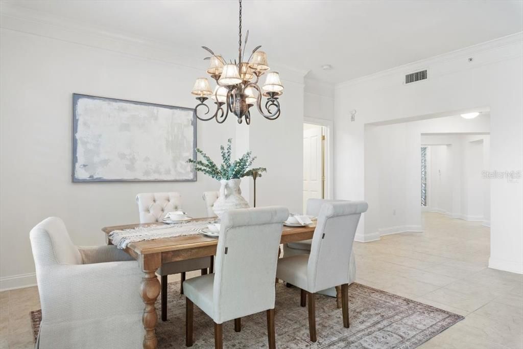 For Sale: $639,900 (3 beds, 3 baths, 2300 Square Feet)