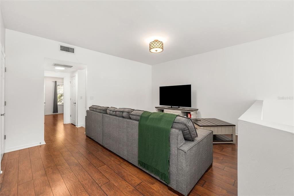 Active With Contract: $269,000 (2 beds, 2 baths, 1588 Square Feet)