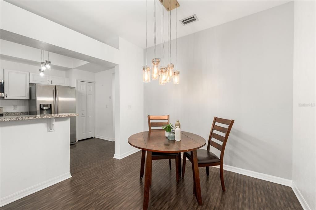 Active With Contract: $269,000 (2 beds, 2 baths, 1588 Square Feet)