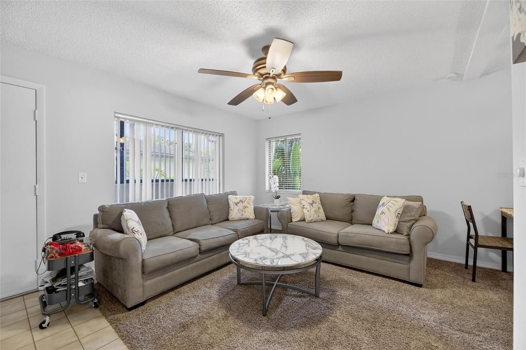 Active With Contract: $133,000 (2 beds, 1 baths, 852 Square Feet)