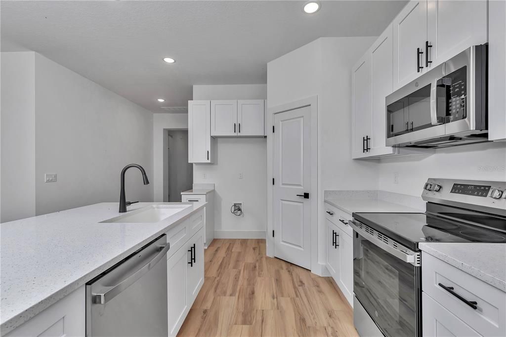 En Venta: $374,000 (3 camas, 2 baños, 1543 Pies cuadrados)