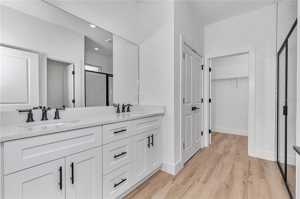 En Venta: $374,000 (3 camas, 2 baños, 1543 Pies cuadrados)