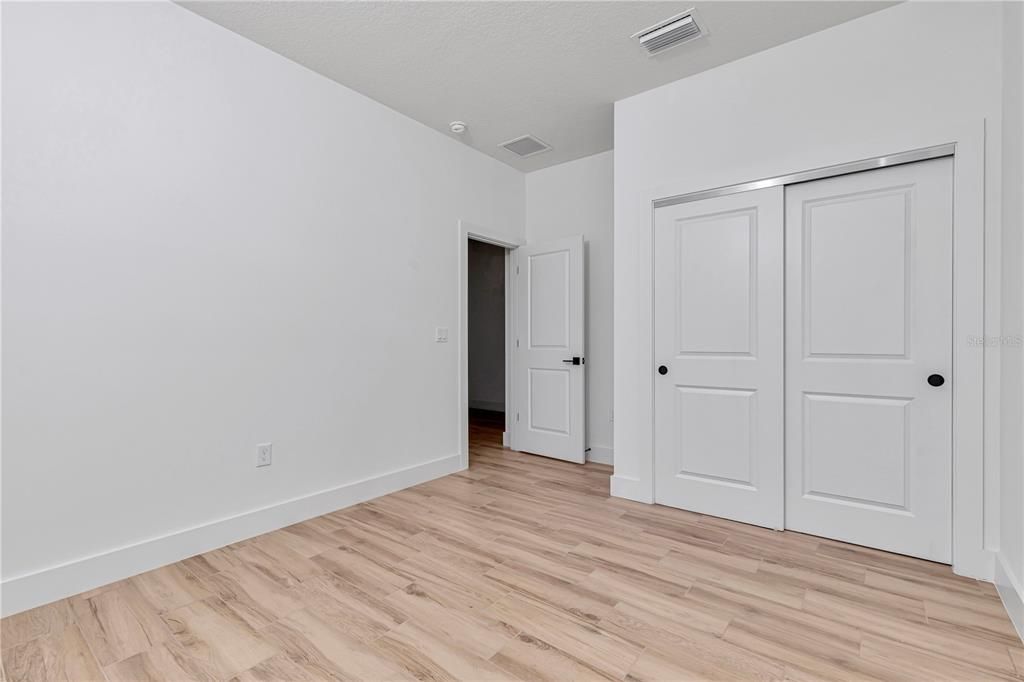 En Venta: $374,000 (3 camas, 2 baños, 1543 Pies cuadrados)