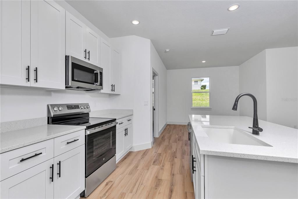 En Venta: $374,000 (3 camas, 2 baños, 1543 Pies cuadrados)