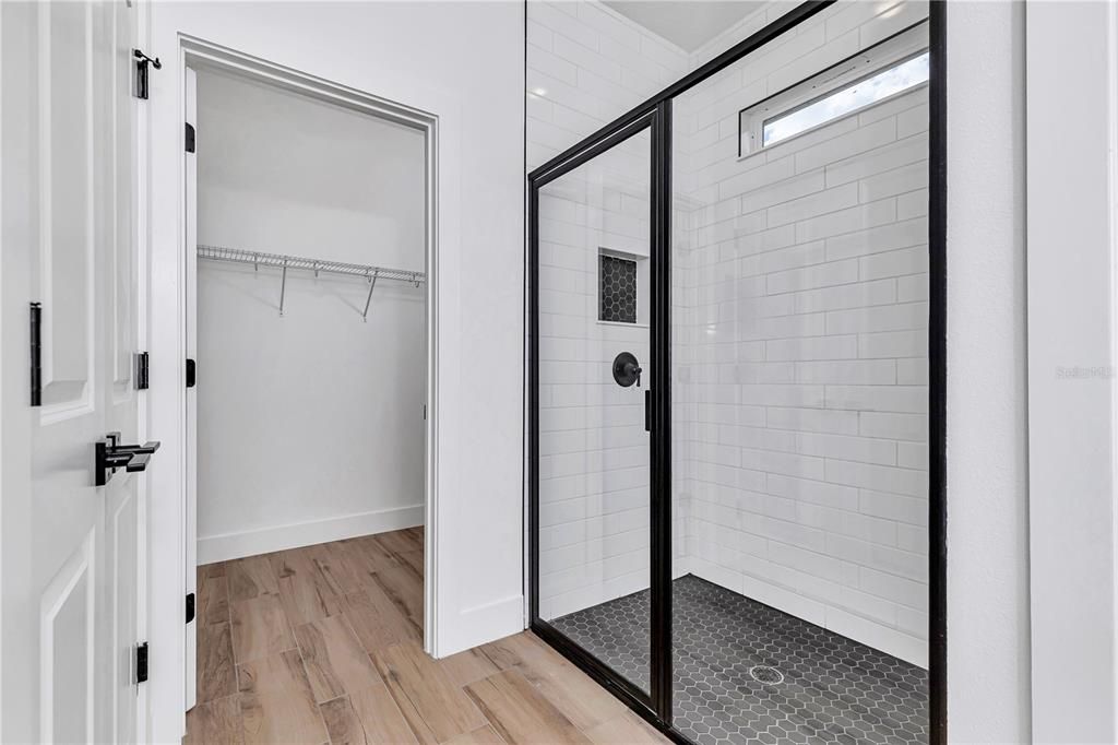 En Venta: $374,000 (3 camas, 2 baños, 1543 Pies cuadrados)