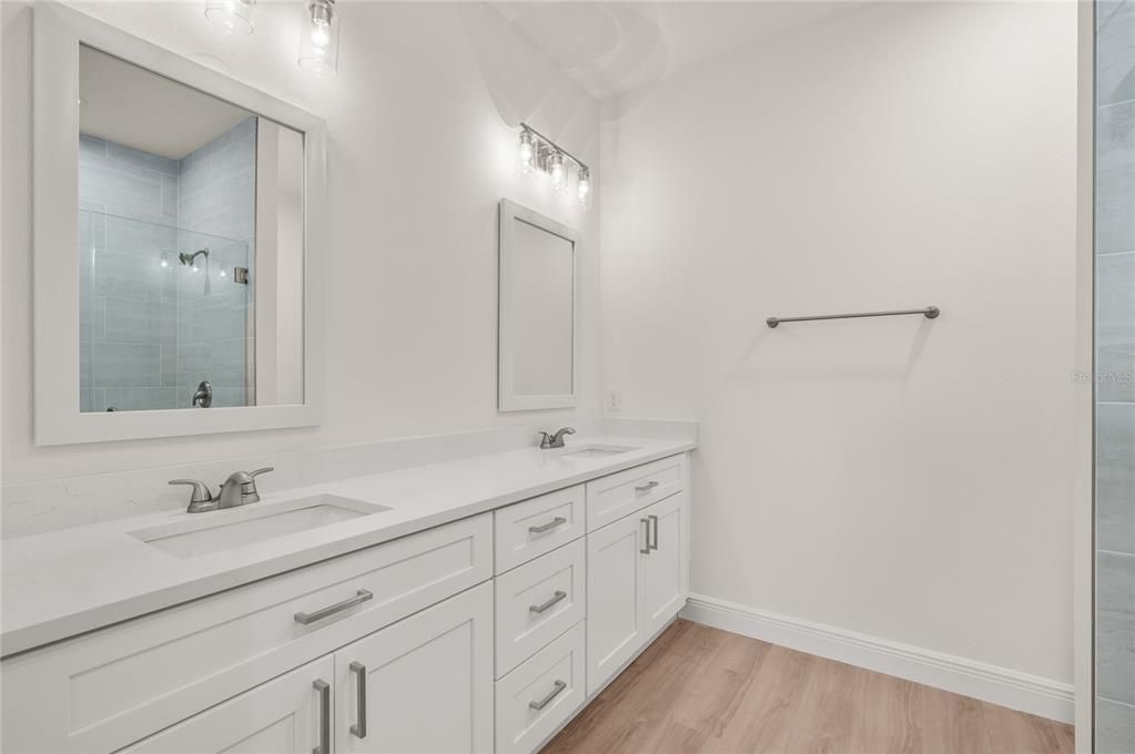 For Sale: $354,000 (3 beds, 2 baths, 1483 Square Feet)