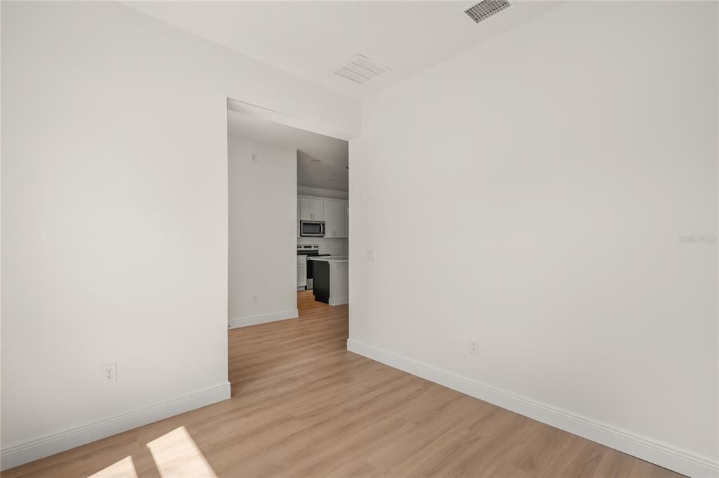 For Sale: $354,000 (3 beds, 2 baths, 1483 Square Feet)