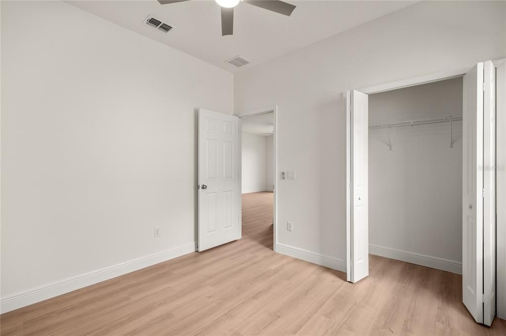 For Sale: $354,000 (3 beds, 2 baths, 1483 Square Feet)