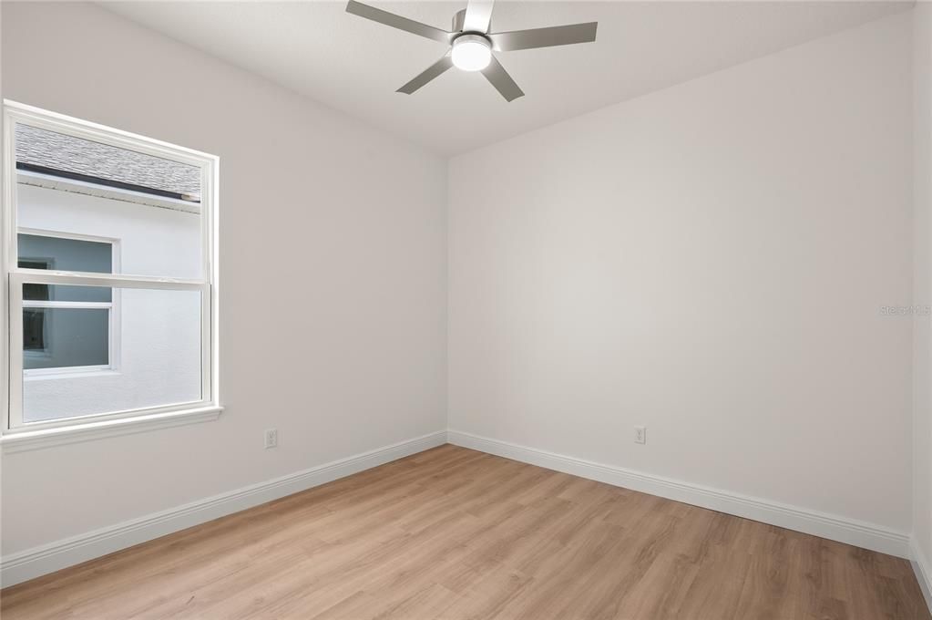 For Sale: $354,000 (3 beds, 2 baths, 1483 Square Feet)