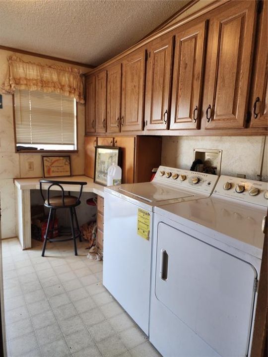 Activo con contrato: $75,900 (2 camas, 2 baños, 1302 Pies cuadrados)