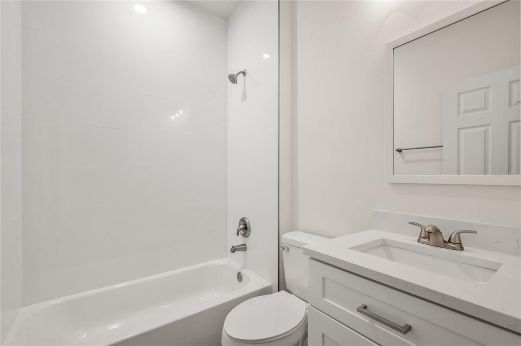 For Sale: $354,000 (3 beds, 2 baths, 1483 Square Feet)