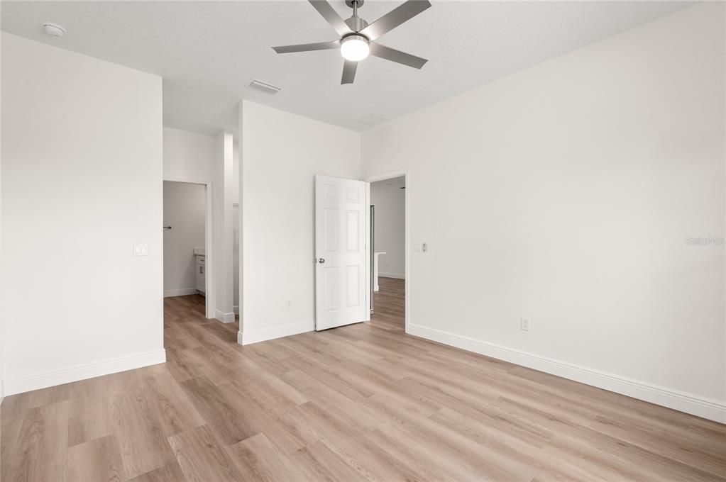 For Sale: $354,000 (3 beds, 2 baths, 1483 Square Feet)