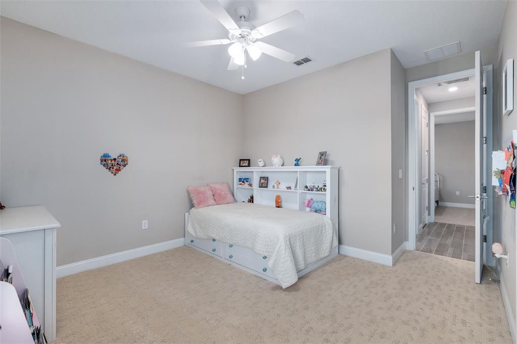 На продажу: $460,000 (4 спален, 3 ванн, 2298 Квадратных фут)