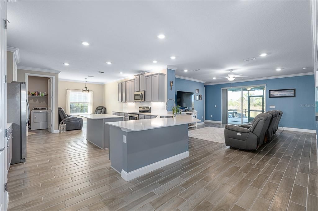 На продажу: $460,000 (4 спален, 3 ванн, 2298 Квадратных фут)