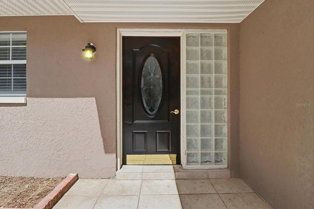 En Venta: $249,900 (3 camas, 2 baños, 1684 Pies cuadrados)