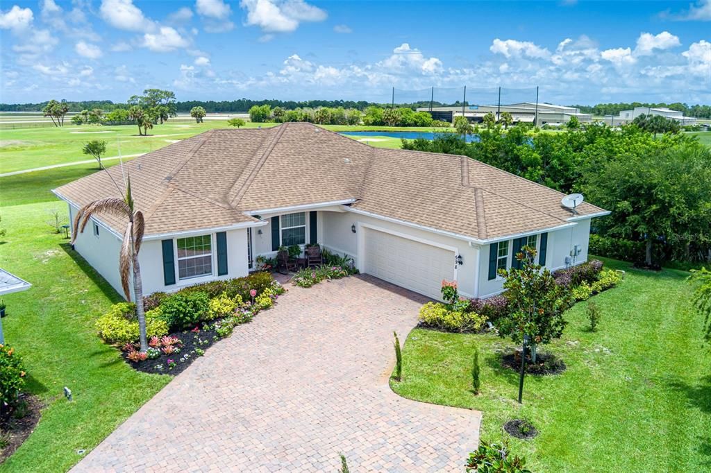 En Venta: $575,000 (3 camas, 2 baños, 2335 Pies cuadrados)