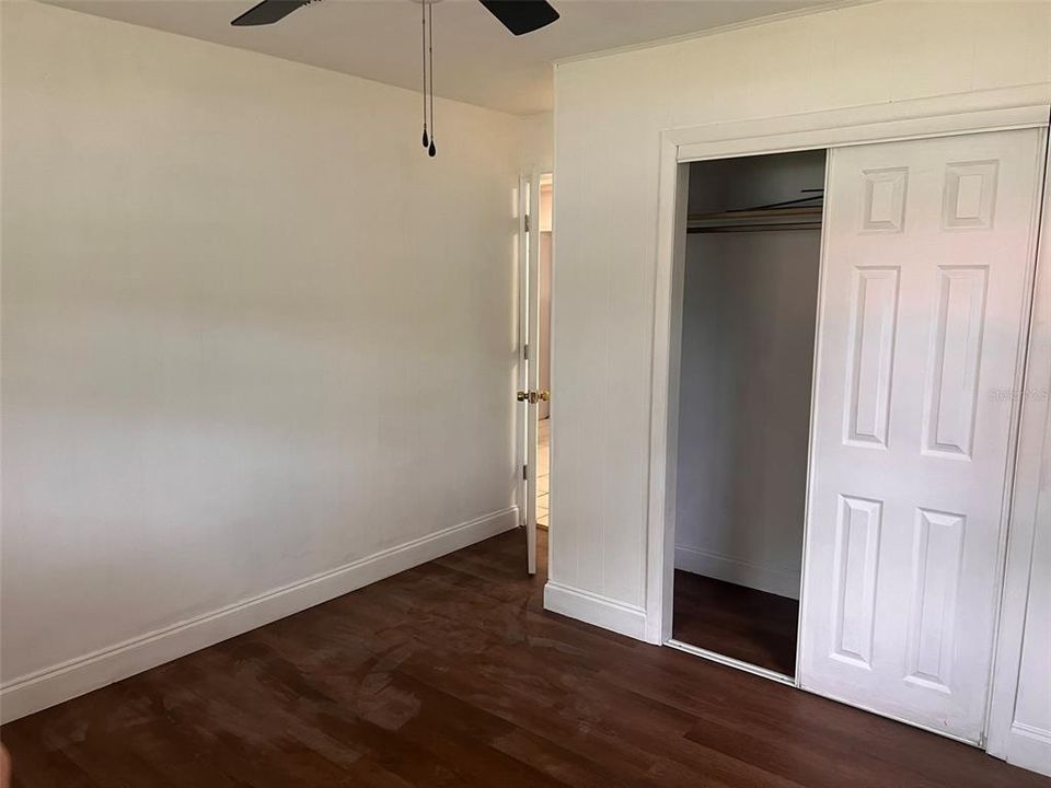 Activo con contrato: $199,000 (3 camas, 1 baños, 1318 Pies cuadrados)