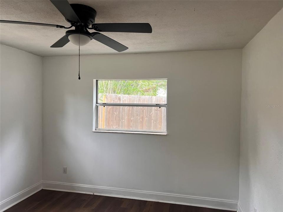 Activo con contrato: $199,000 (3 camas, 1 baños, 1318 Pies cuadrados)