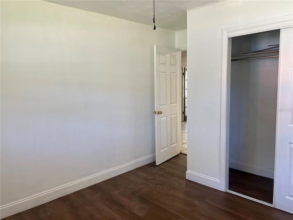 Activo con contrato: $199,000 (3 camas, 1 baños, 1318 Pies cuadrados)