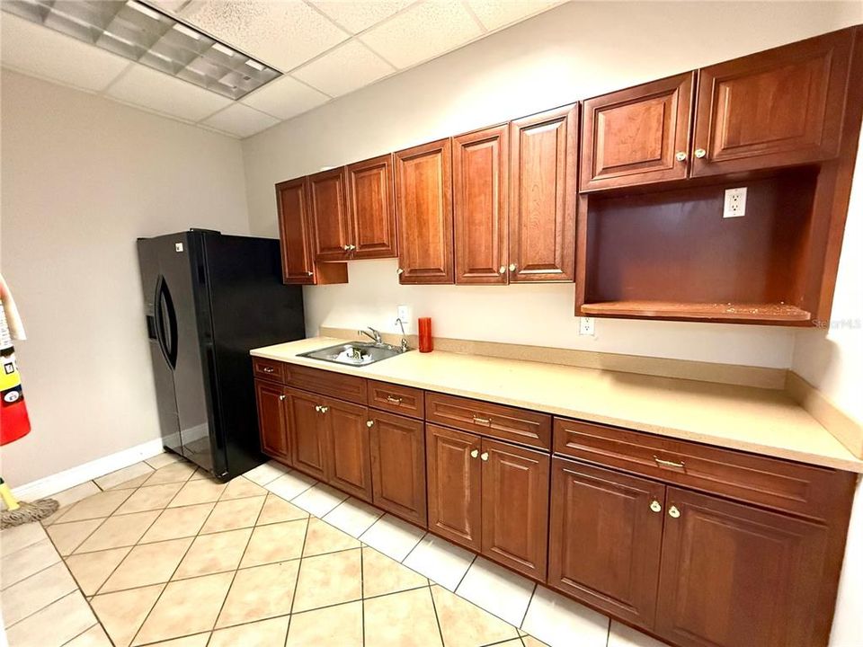 待售: $30,000 (0 贝兹, 0 浴室, 2544 平方英尺)