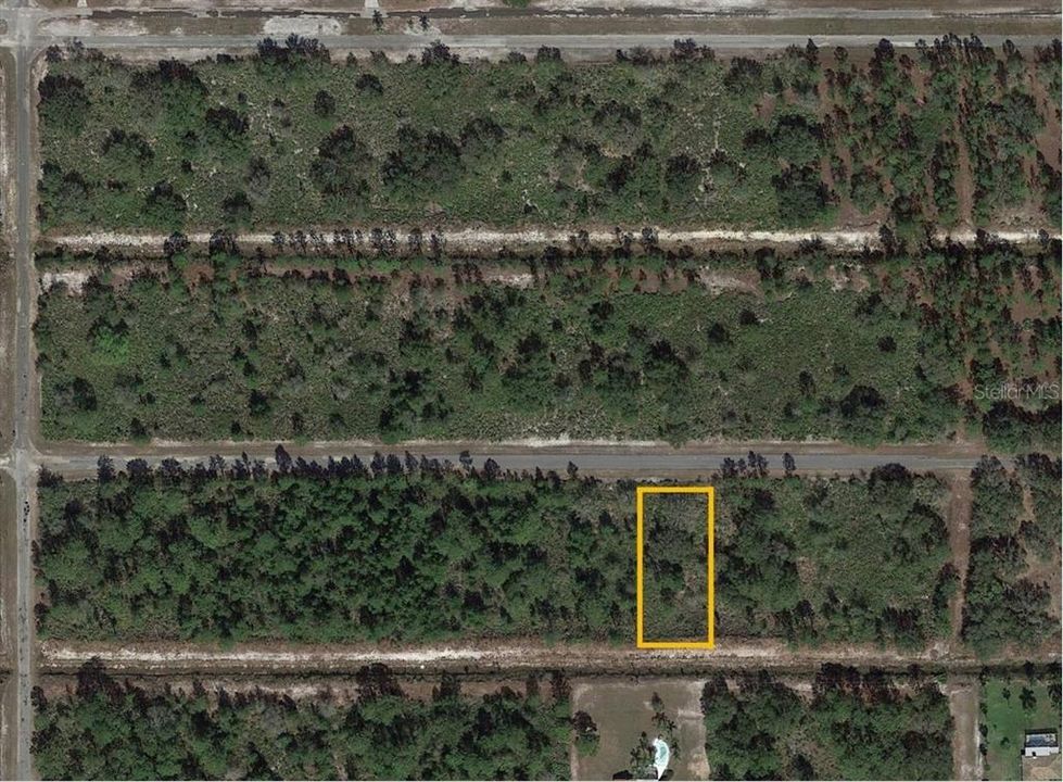 На продажу: $25,000 (0.50 acres)