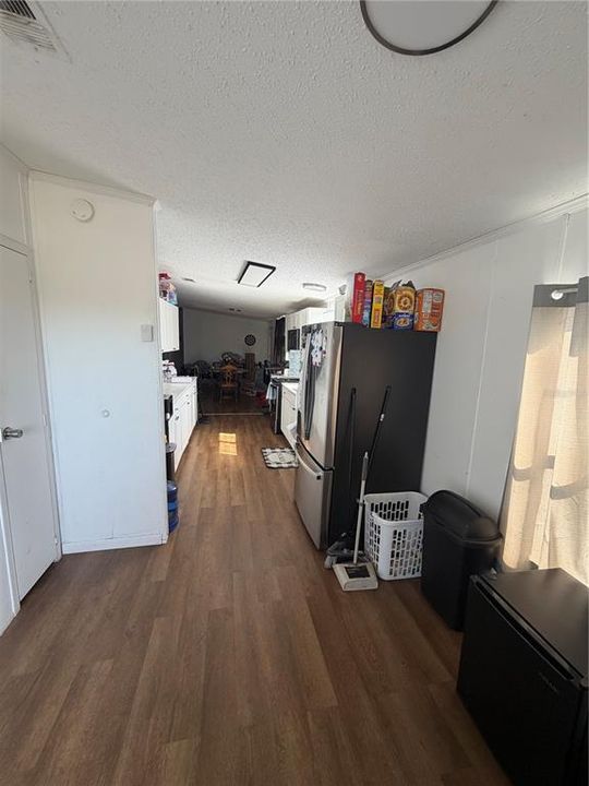 For Sale: $269,000 (3 beds, 2 baths, 1456 Square Feet)