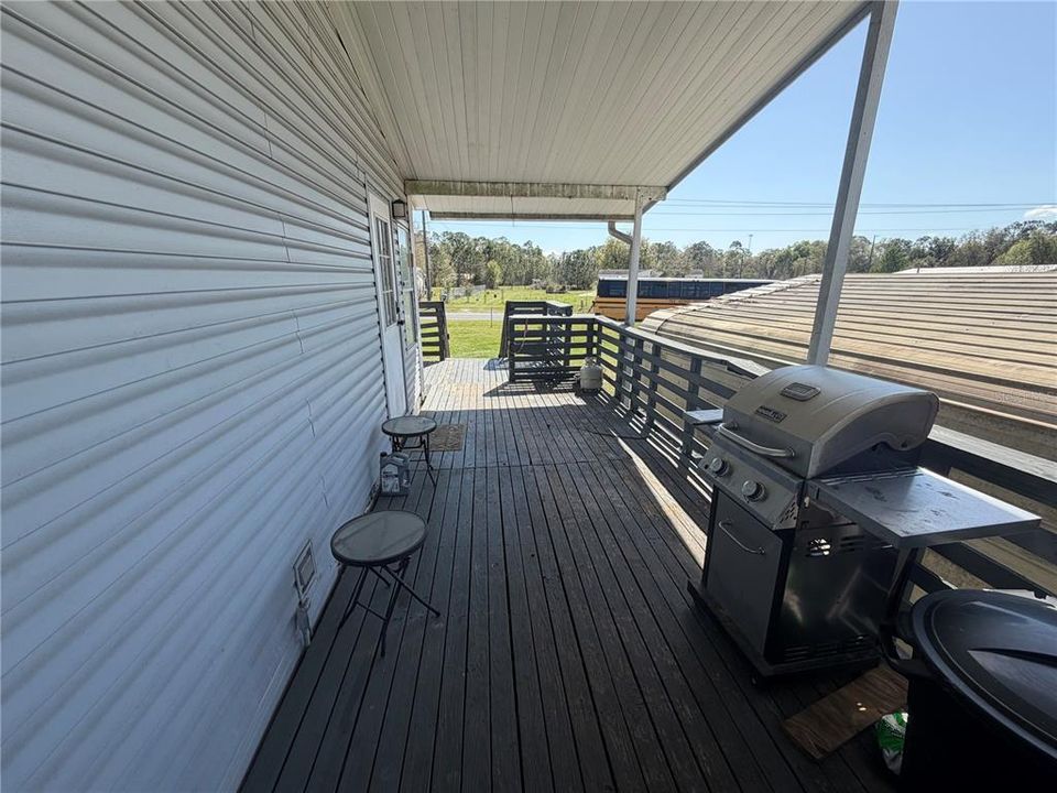 For Sale: $269,000 (3 beds, 2 baths, 1456 Square Feet)
