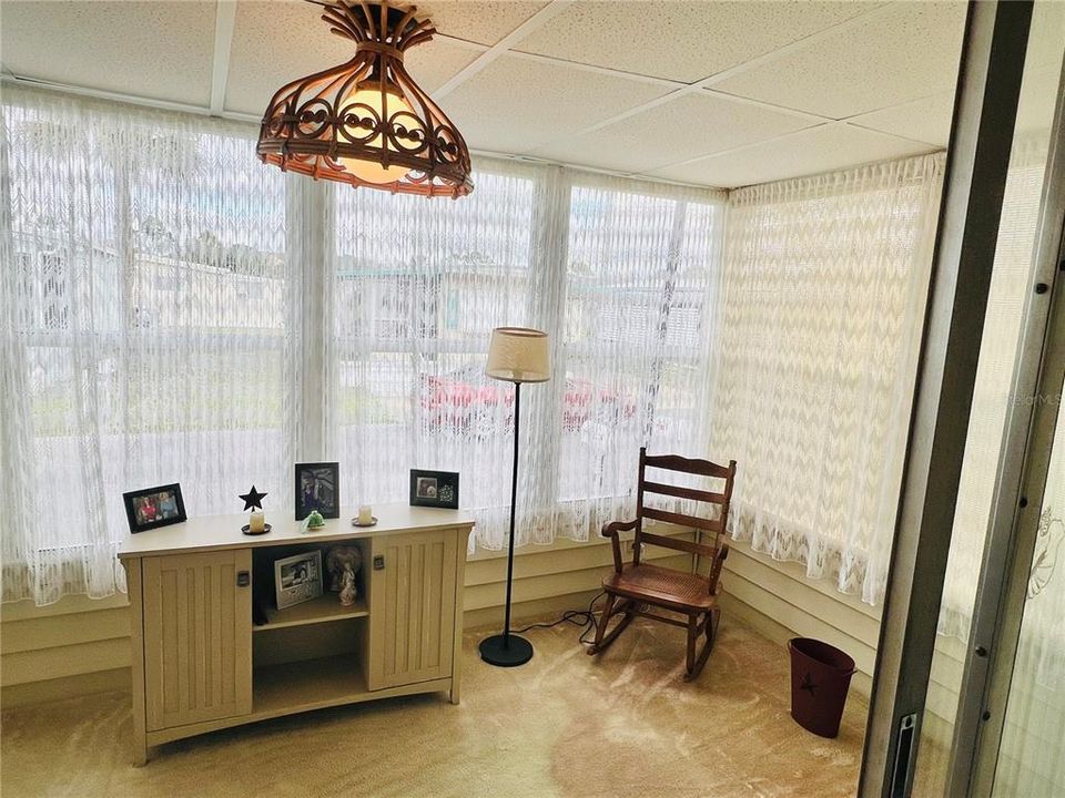 For Sale: $144,900 (2 beds, 2 baths, 959 Square Feet)