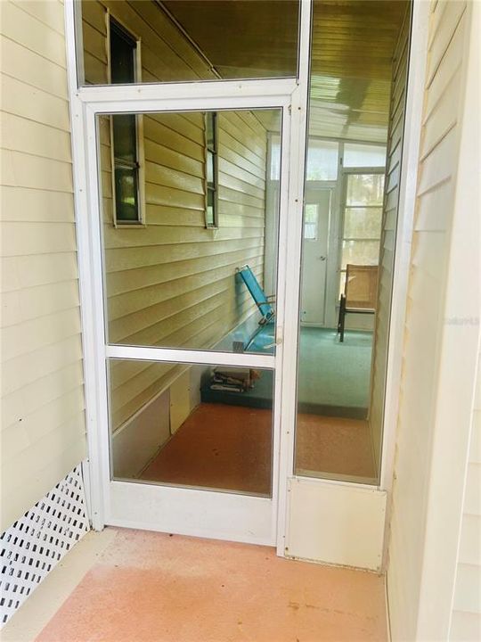 For Sale: $144,900 (2 beds, 2 baths, 959 Square Feet)