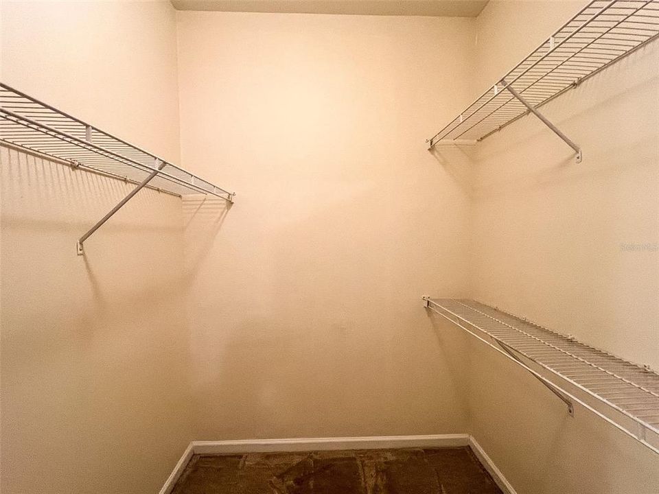 Active With Contract: $169,900 (2 beds, 2 baths, 1048 Square Feet)