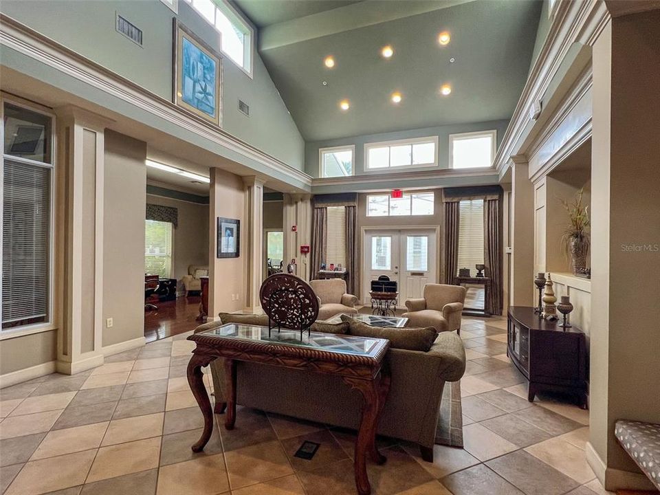 Active With Contract: $169,900 (2 beds, 2 baths, 1048 Square Feet)