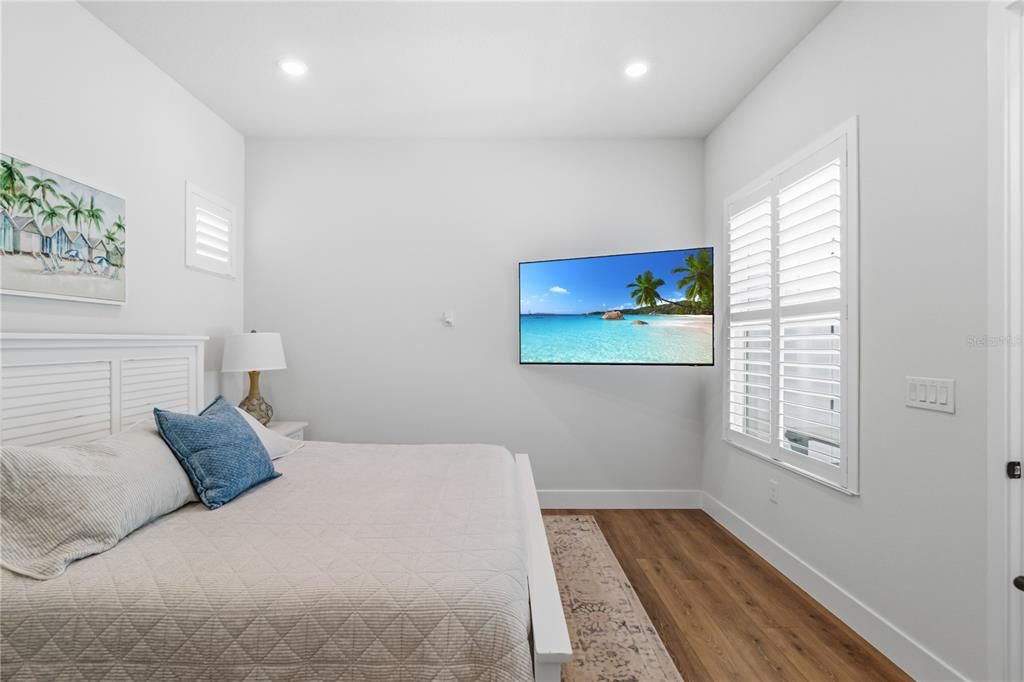 Activo con contrato: $679,000 (3 camas, 2 baños, 2218 Pies cuadrados)