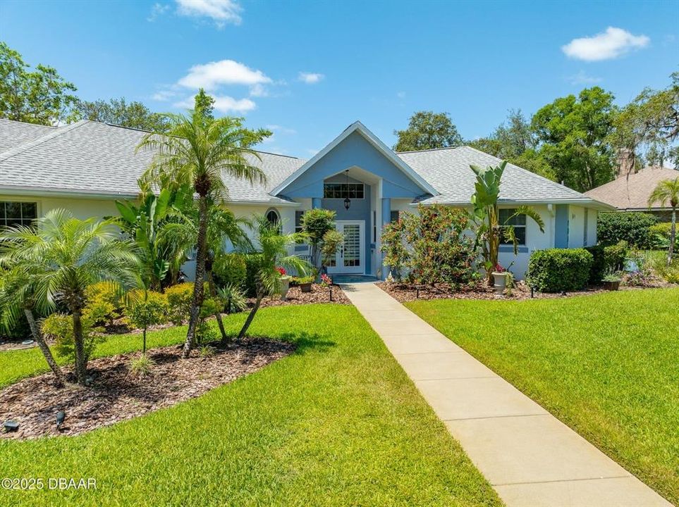 En Venta: $795,000 (3 camas, 2 baños, 3041 Pies cuadrados)