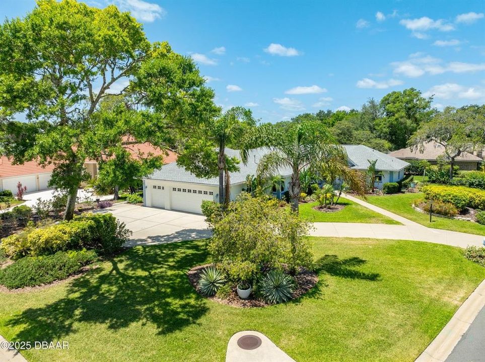 En Venta: $795,000 (3 camas, 2 baños, 3041 Pies cuadrados)