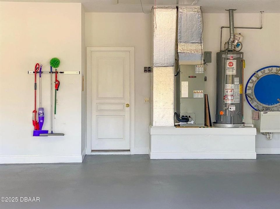En Venta: $795,000 (3 camas, 2 baños, 3041 Pies cuadrados)