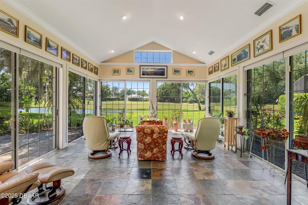 En Venta: $795,000 (3 camas, 2 baños, 3041 Pies cuadrados)