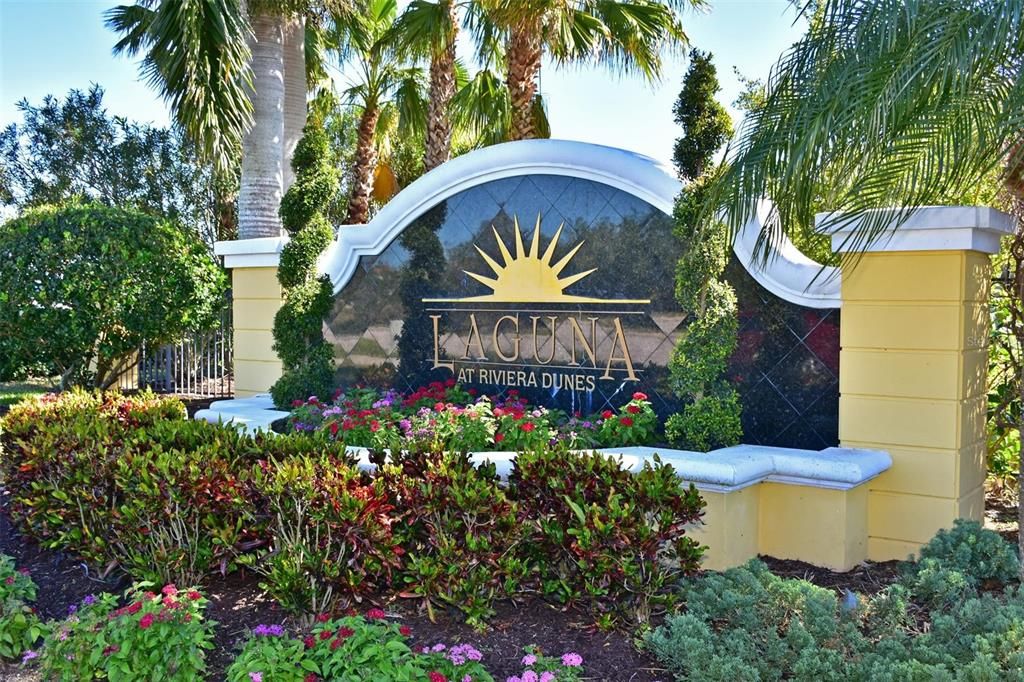 For Sale: $449,900 (2 beds, 2 baths, 1758 Square Feet)