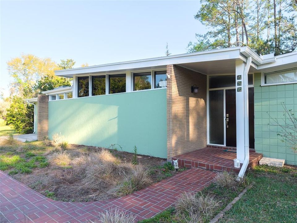 En Venta: $389,900 (3 camas, 2 baños, 2109 Pies cuadrados)