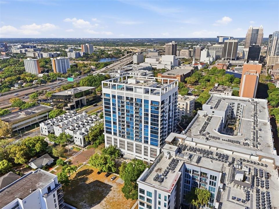 На продажу: $499,999 (2 спален, 2 ванн, 1765 Квадратных фут)